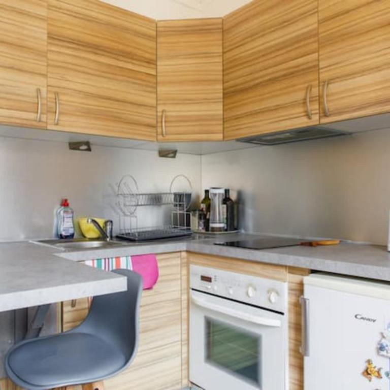 Radiant 1BD Apart in Clignancourt - Appartement - 8