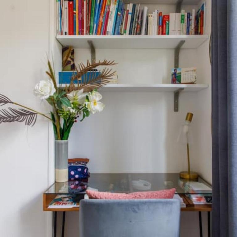 Radiant 1BD Apart in Clignancourt - Appartement - 12