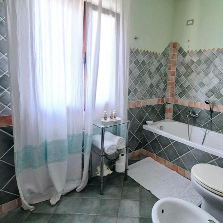 Rental Villa BB - Camera Matrimoniale con Bagno Privato - 8