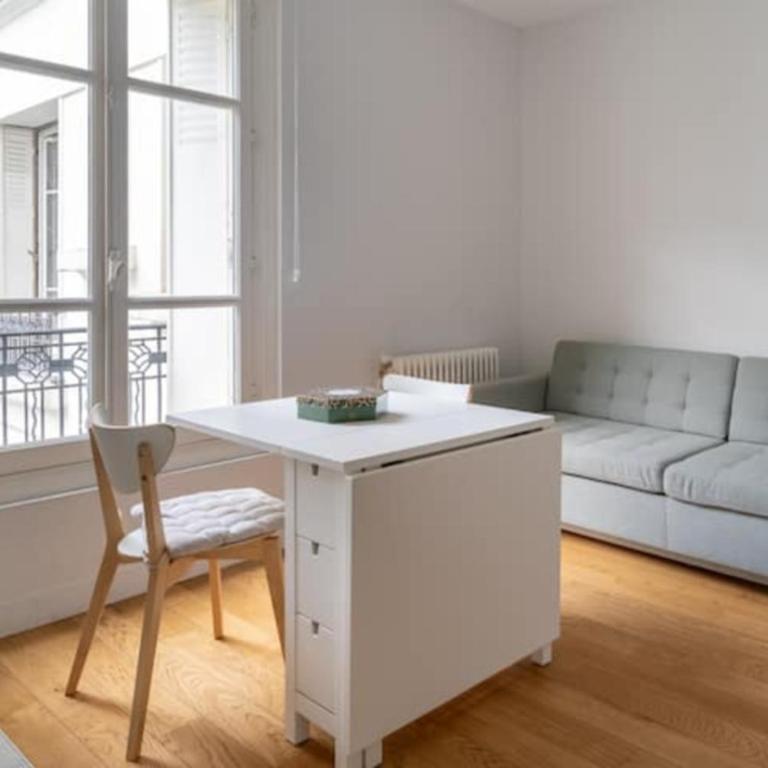 Airy and Stylish 1BD Flat ile Saint-Louis - Appartement - 1