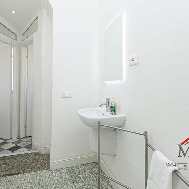 Giglio house by ML WHITE HOUSE - Appartamento Deluxe con 4 Camere da Letto - 8
