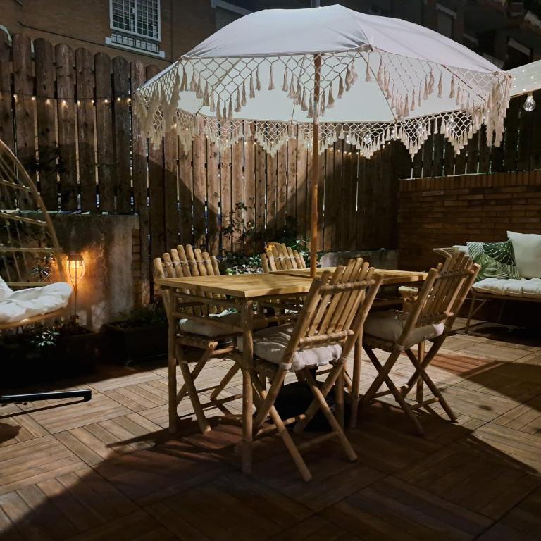 Boho Garden Apartment - Appartamento - 26