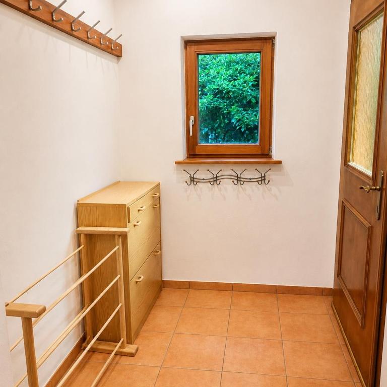 Spacious Alps Home with Mountain Views - Haus mit 6 Schlafzimmern - 8