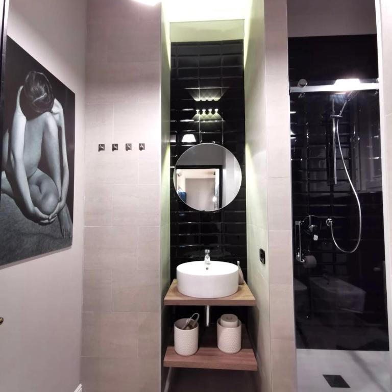 ChicLife - FLORENTIN Downtown Design Apt - Appartamento con 1 Camera da Letto - 2