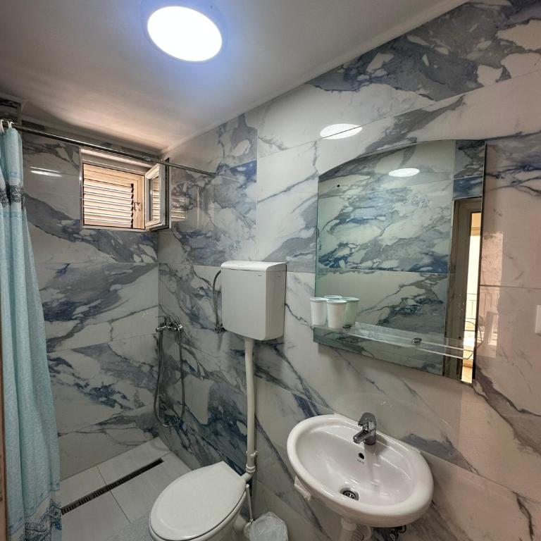 Guest House Mitrovic - Chambre Double avec Terrasse - 4
