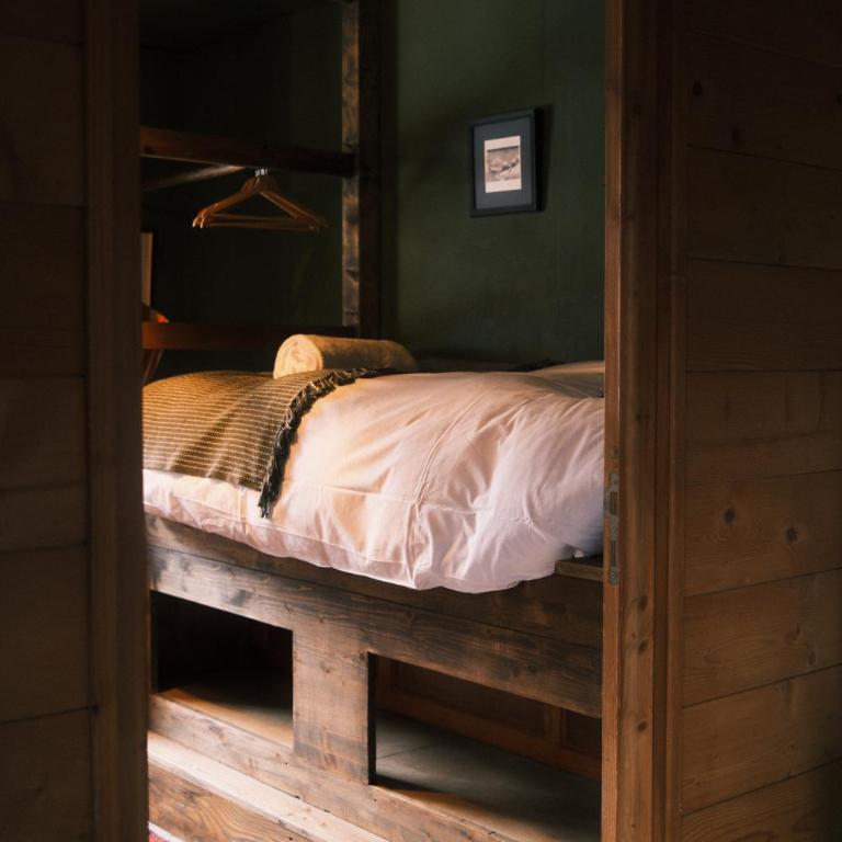 The Fat Fox Lodge, Morzine - Chambre Lits Jumeaux - Vue sur Montagne - 1