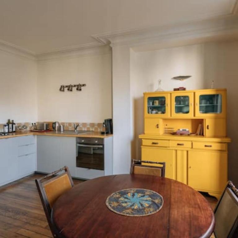 Luminous Parisian-style 1BD ApartmentBelleville - Appartement - 5
