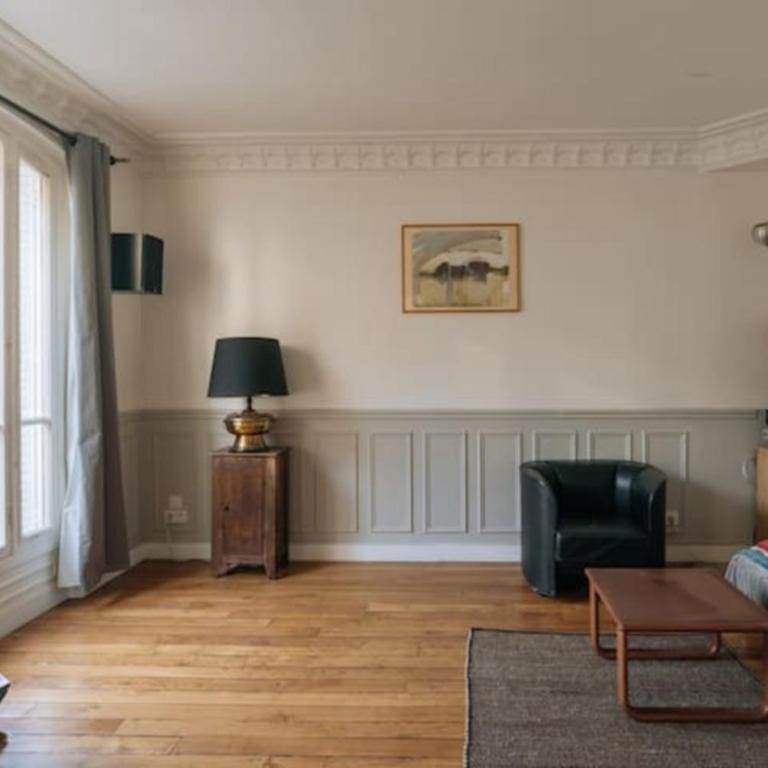 Luminous Parisian-style 1BD ApartmentBelleville - Appartement - 9