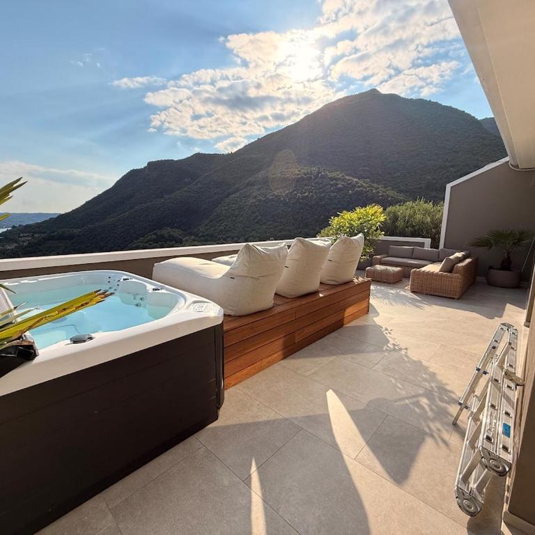 Deluxe Sky Spa Penthouse & Resort - Appartamento con 2 Camere da Letto - 1