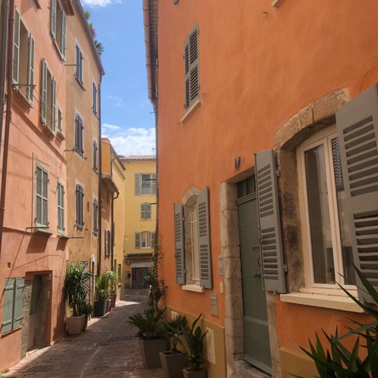 Petite maison cosy centre-ville Hyères - Casa con 1 dormitorio - 23