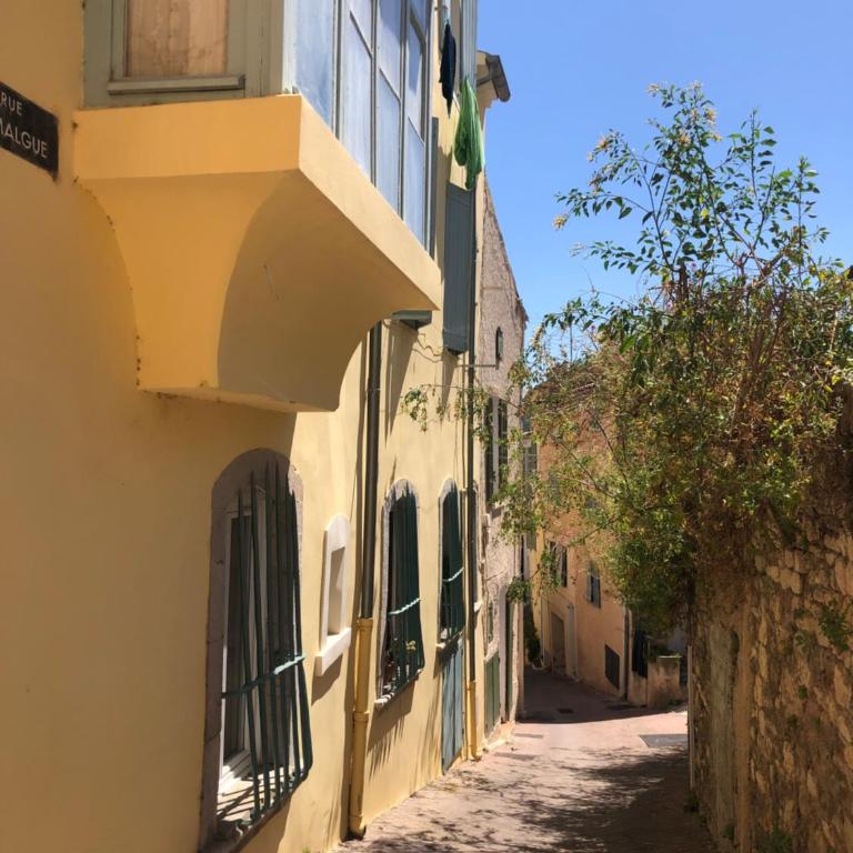 Petite maison cosy centre-ville Hyères - Casa con 1 dormitorio - 28