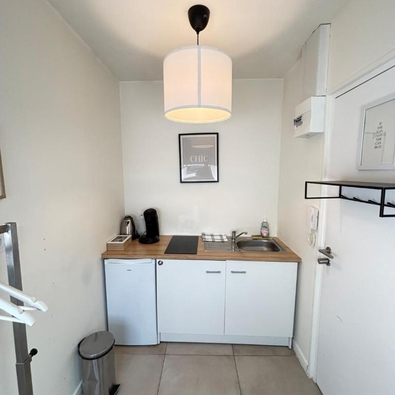 Soh Rent Strasbourg Studio 3 Tv-Wifi Near Train Station - Appartement 1 Chambre - 3