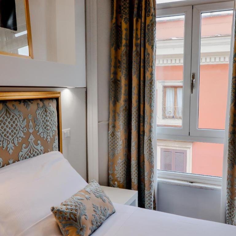 Imperial Suite Guest House - Camera Matrimoniale/Doppia con Letti Singoli - 3