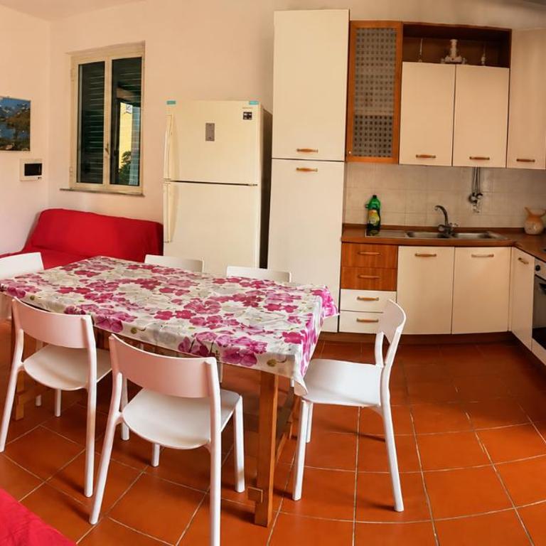 Villa dell'Oleandro - Three-Bedroom Apartment - 2