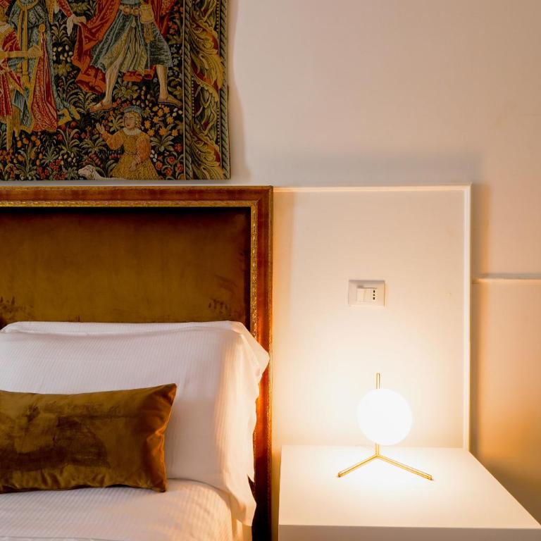 Imperial Suite Guest House - Camera Singola con Bagno Privato - 2