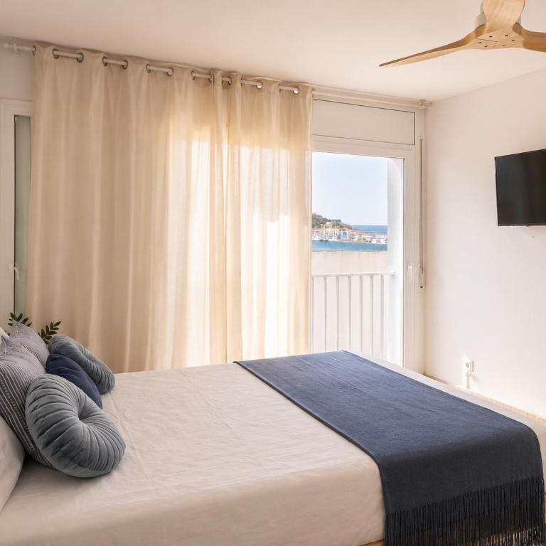 1 minute from the beach, In the heart of Roses, Side sea view Estudio - Apartamento de 1 dormitorio - 1