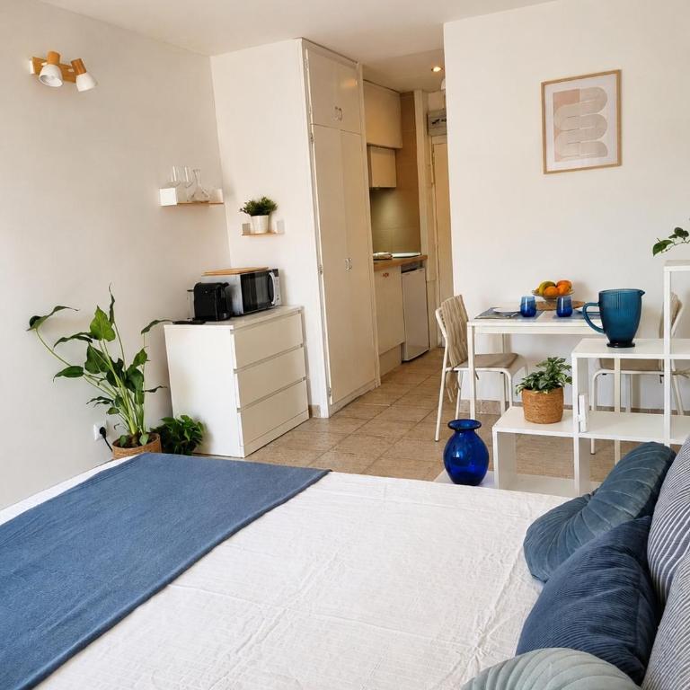 1 minute from the beach, In the heart of Roses, Side sea view Estudio - Apartamento de 1 dormitorio - 11