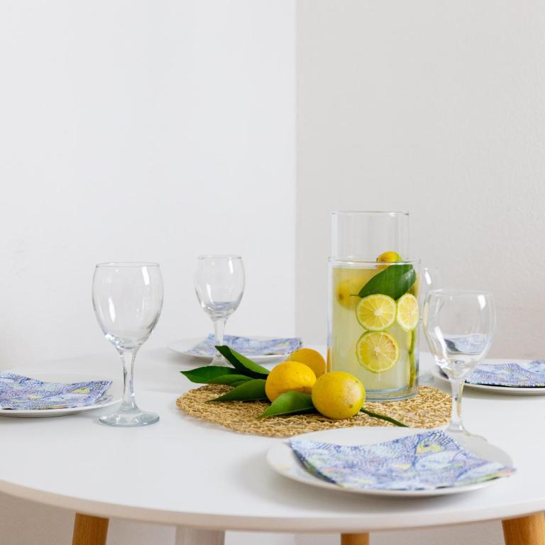 Apartments Herceg Novi - Two-Bedroom Apartment with Terrace and Sea View - 12