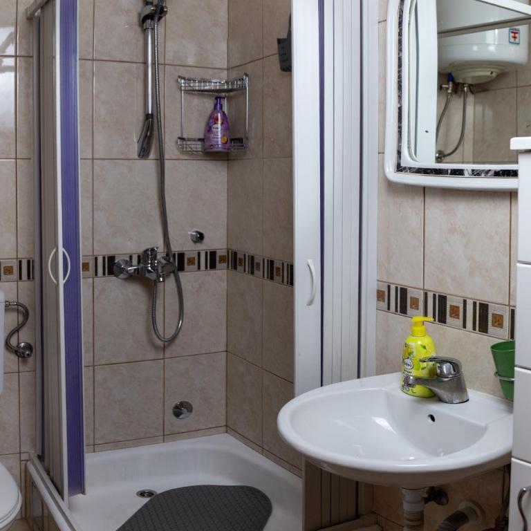 Apartments Herceg Novi - Two-Bedroom Apartment with Terrace and Sea View - 4