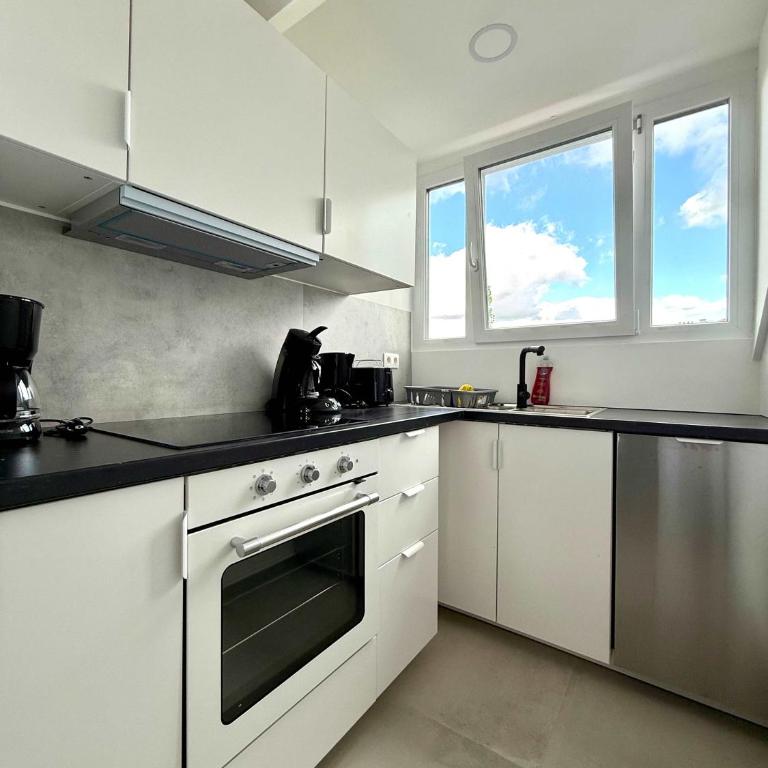Romantic City-View Hideaway for 4 in Boulogne - Appartamento - 11