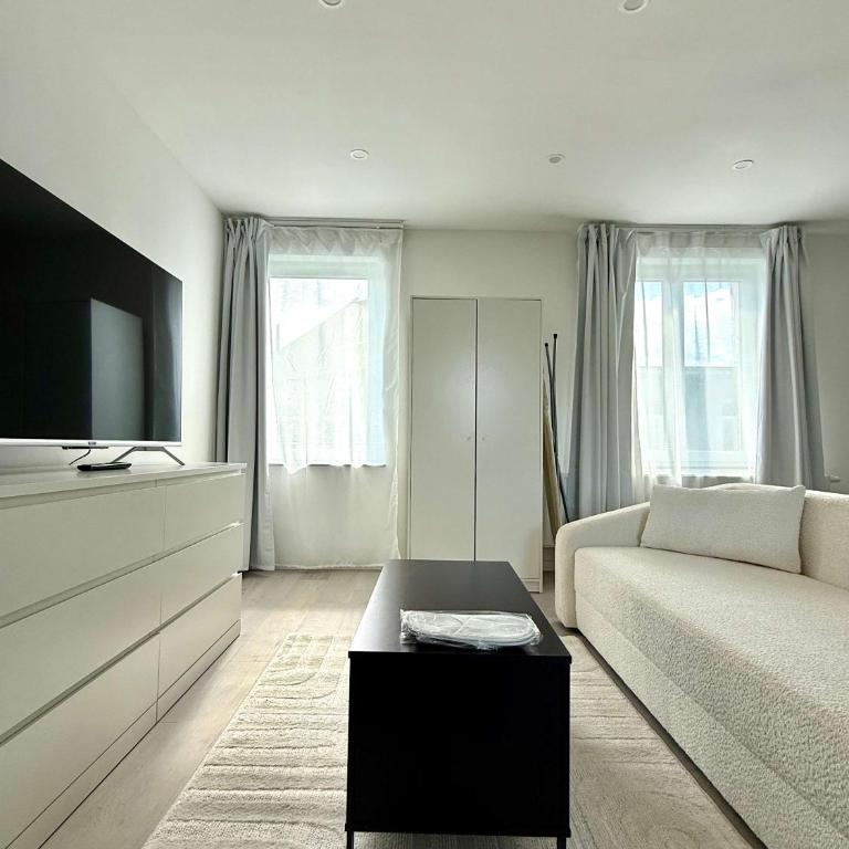 Romantic City-View Hideaway for 4 in Boulogne - Appartamento - 22