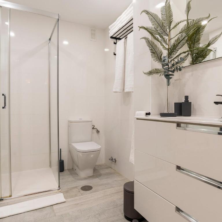 Bravo Murillo by SkyKey - Apartment - 5
