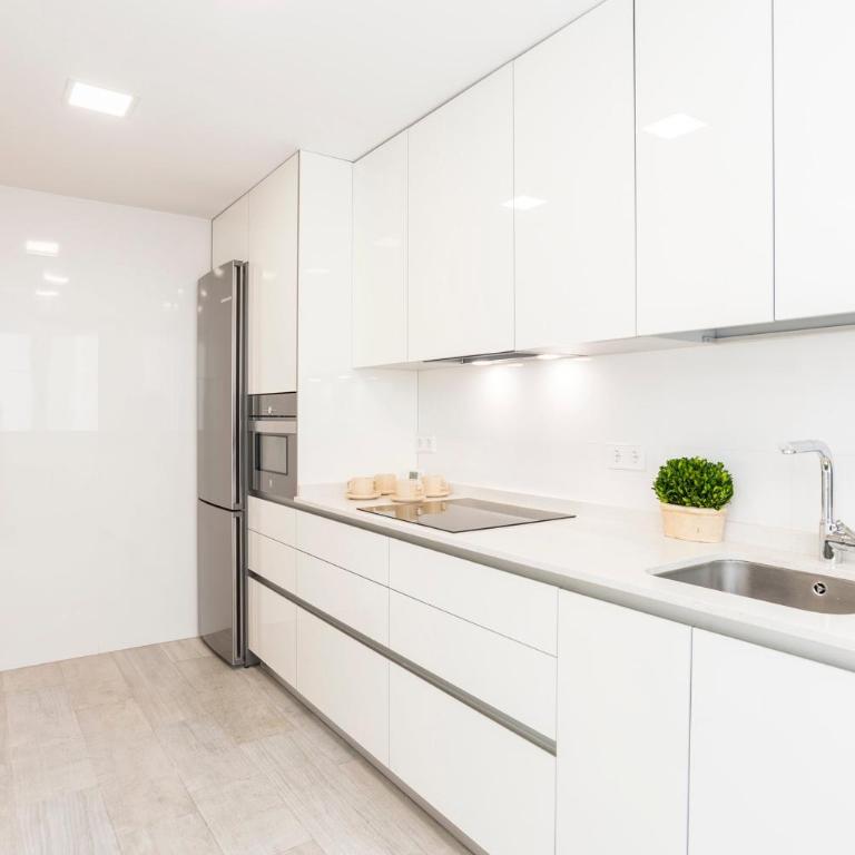 Bravo Murillo by SkyKey - Apartment - 21