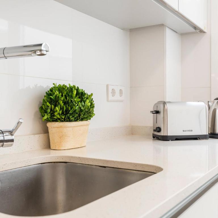Bravo Murillo by SkyKey - Apartment - 39