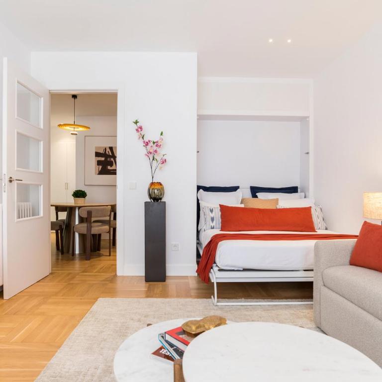 Bravo Murillo by SkyKey - Apartment - 40