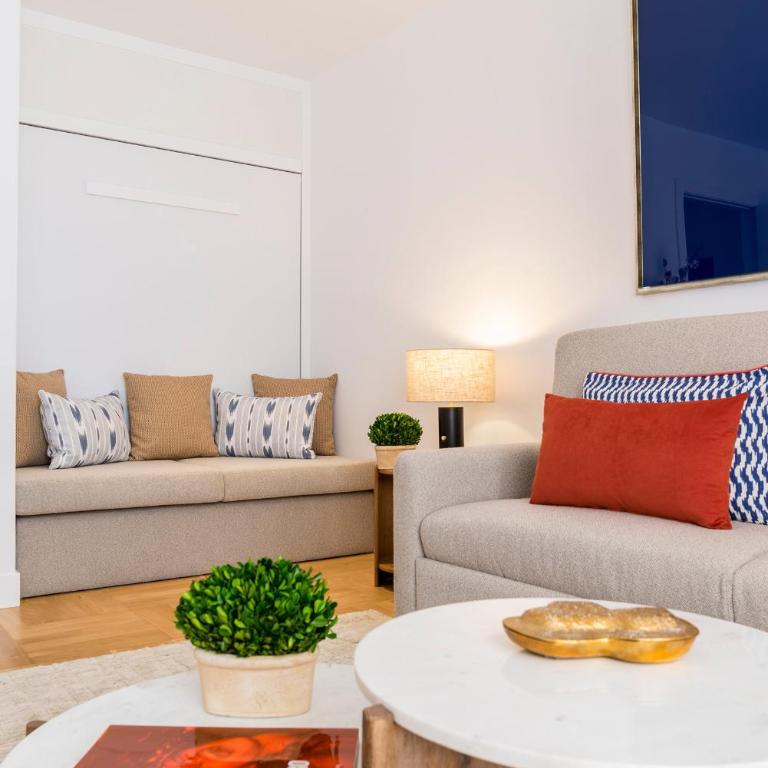 Bravo Murillo by SkyKey - Apartment - 56