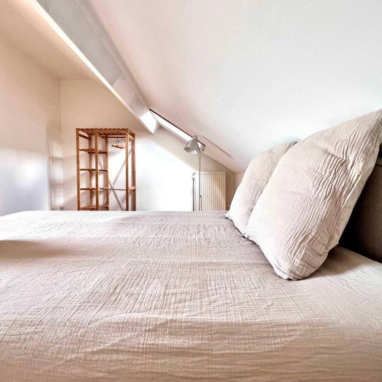 Cosy haven in Milan For 4 people - Apartment - 30