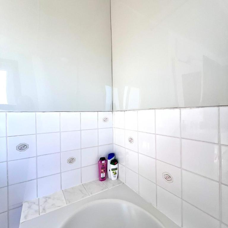 Cosy haven in Milan For 4 people - Apartment - 57