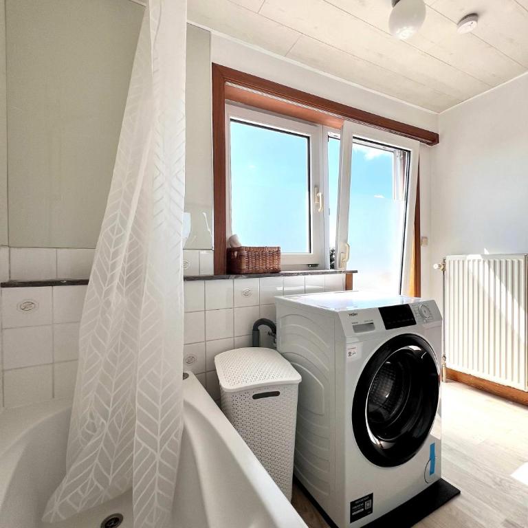 Cosy haven in Milan For 4 people - Apartment - 60