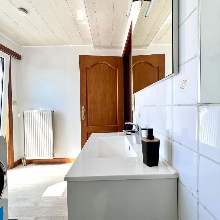 Cosy haven in Milan For 4 people - Apartment - 61