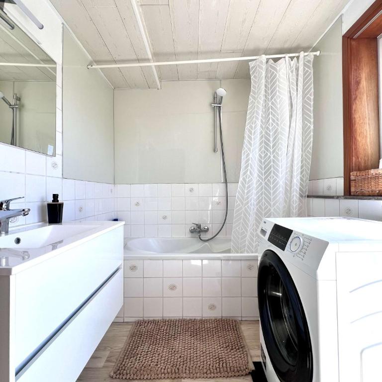 Cosy haven in Milan For 4 people - Apartment - 65