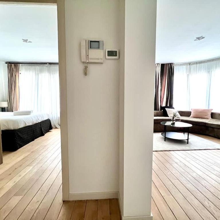 Modern Apartment for 4 Near train station - Appartamento - 5
