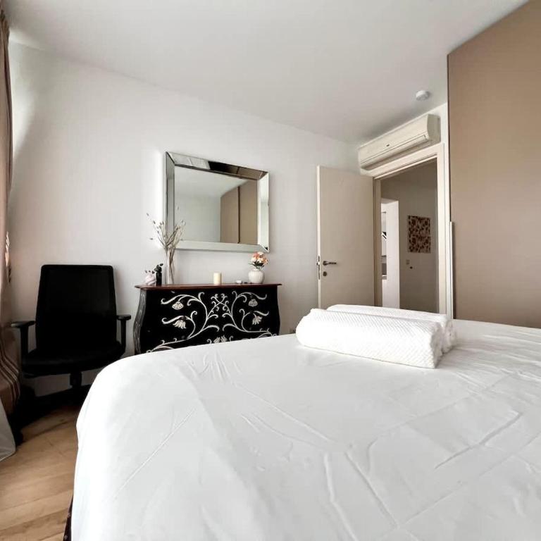 Modern Apartment for 4 Near train station - Appartamento - 35