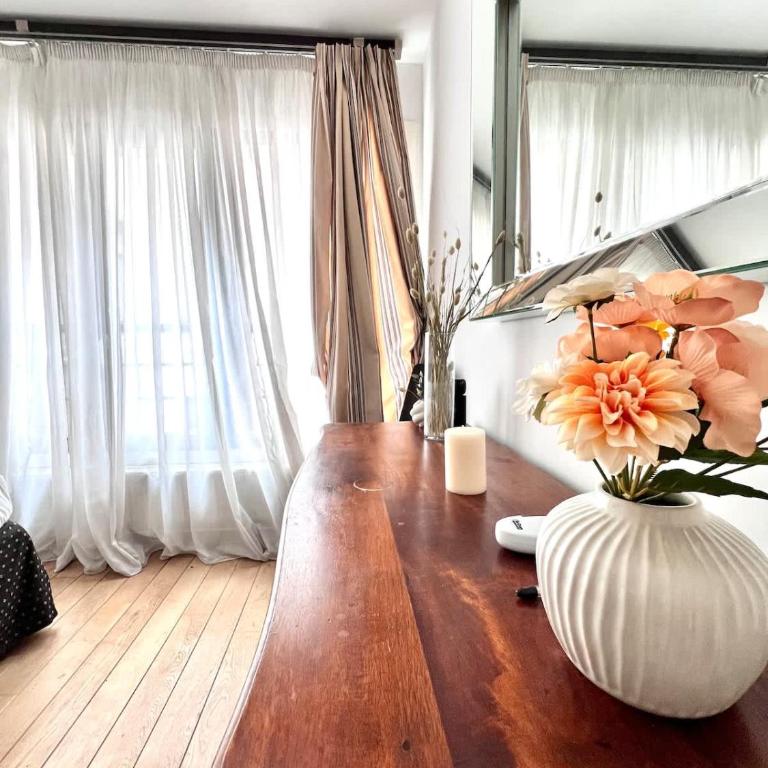 Modern Apartment for 4 Near train station - Appartamento - 38