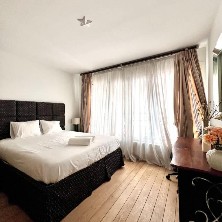 Modern Apartment for 4 Near train station - Appartamento - 45