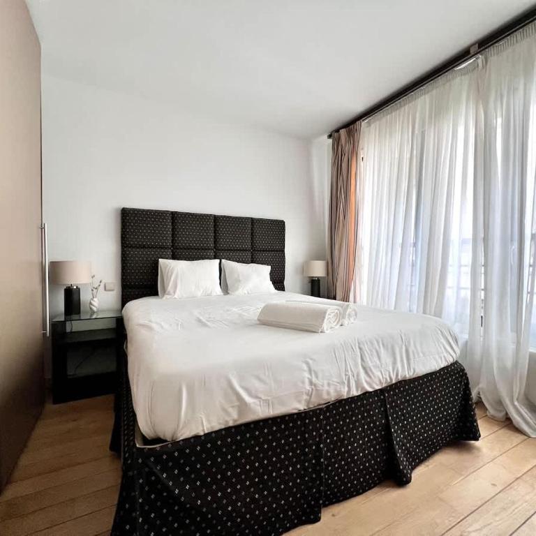 Modern Apartment for 4 Near train station - Appartamento - 44