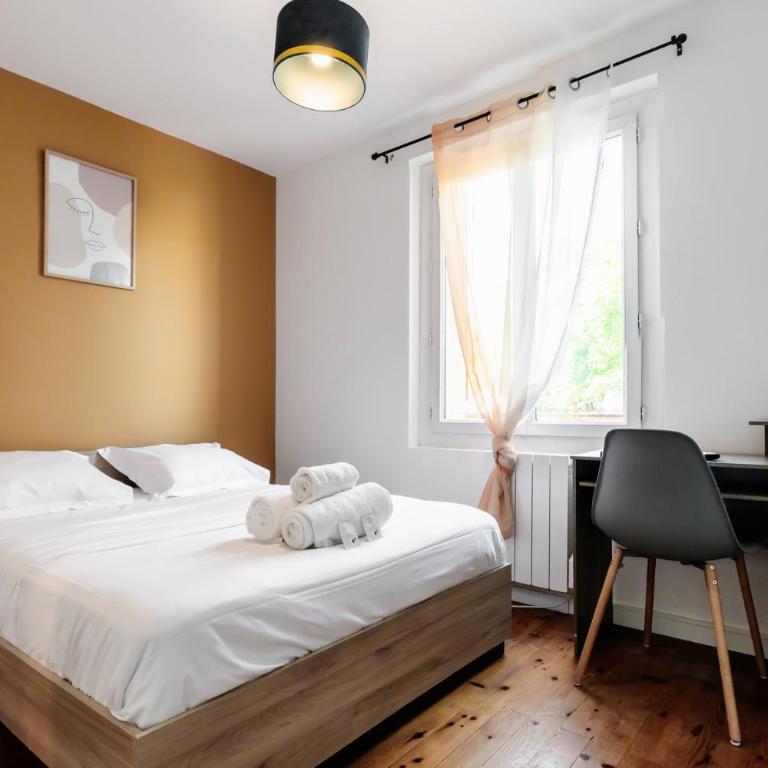 Appartement 3 chambres 3-6 personnes, parking privé proche de La Doua, Lyon - Apartment mit 3 Schlafzimmern - 2