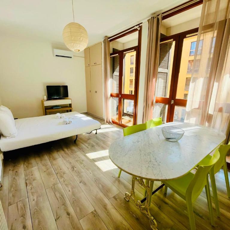 Emma - Studio climatise avec ascenseur - Bd Lantivy coeur d'Ajaccio - TGB - Appartement 1 Chambre - 3