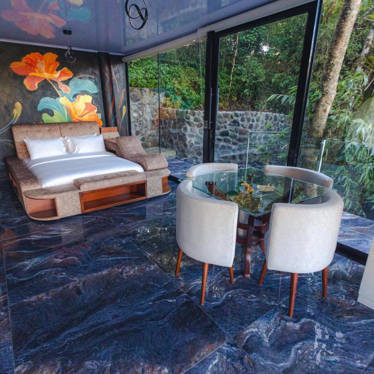 Pachamama Ecolodge Baños de Agua Santa - Ecuador - Suite Doble Deluxe - Cama grande - 5