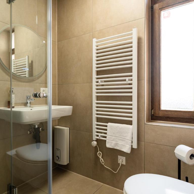 Stilvolles 2-Zimmer Apartments nahe U-Bahn und Stadtpark - mit Parken - Appartamento con 1 Camera da Letto - 4