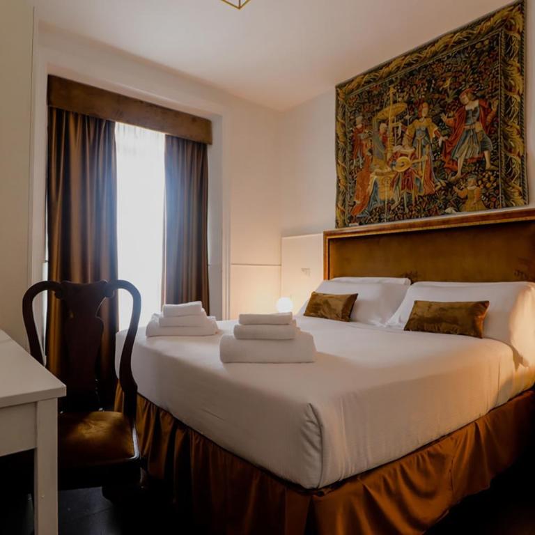Imperial Suite Guest House - Camera Singola con Bagno Privato - 1