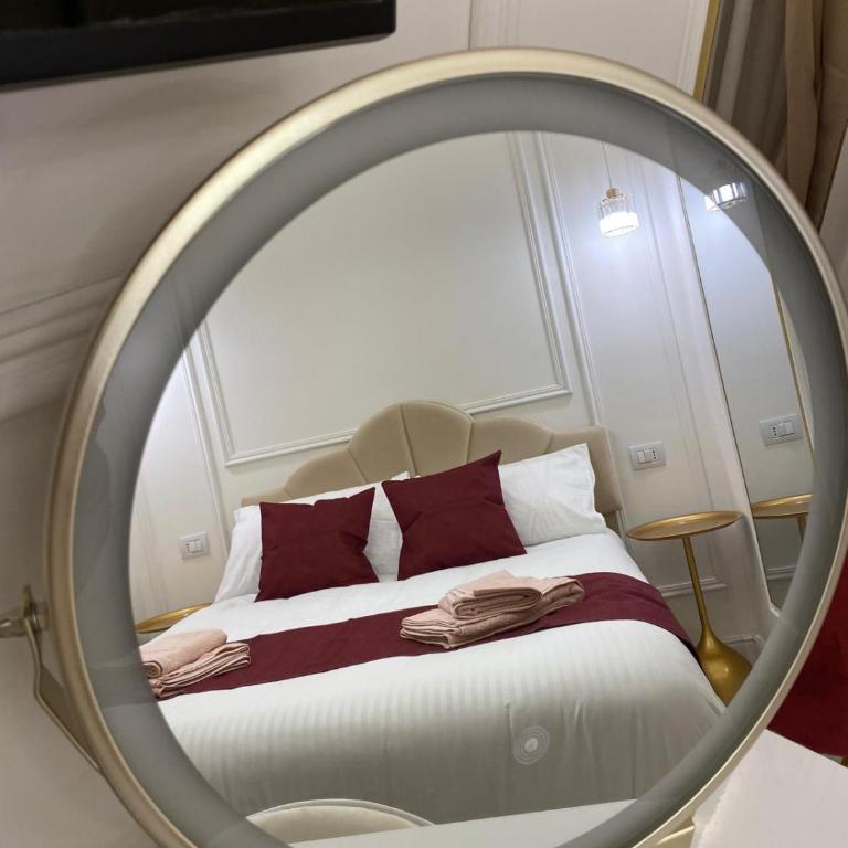 Gaglian's Suites Lake Como - Double Room with Terrace - 3