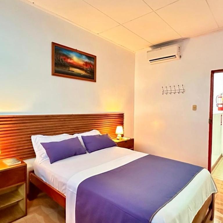 Hostal Maravilla Amazónica - Superior Queen Room - 1