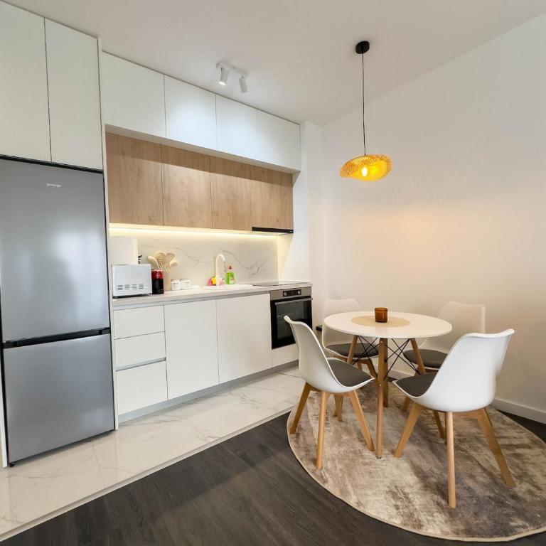 Z Suite Podgorica - New Building - Fast Wi-Fi - Apartman sa 2 Spavaće Sobe - 7