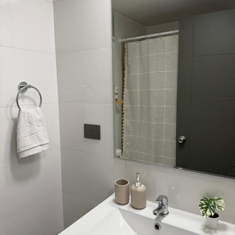 Moderno Estudio Premium con Parking - One-Bedroom Apartment - 6