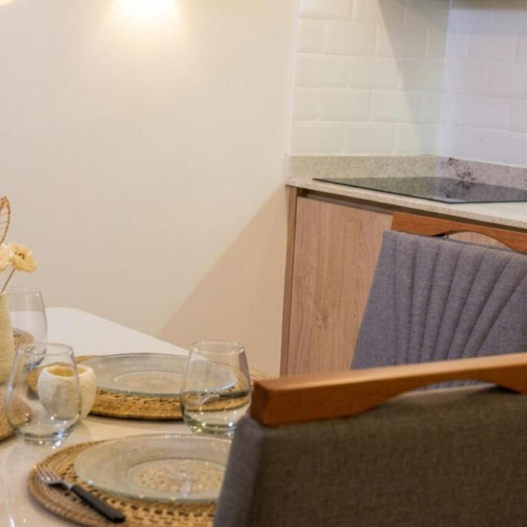 Recoleta studio with balcony, steps to all - One-Bedroom Apartment - 25